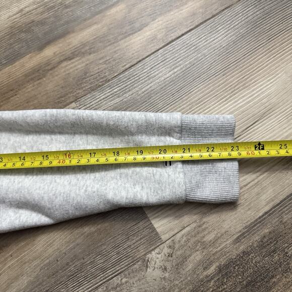 Tommy Jeans Gray Cropped Sweatshirt Women’s Small Embroidered Crewneck Pullover - Picture 8 of 9